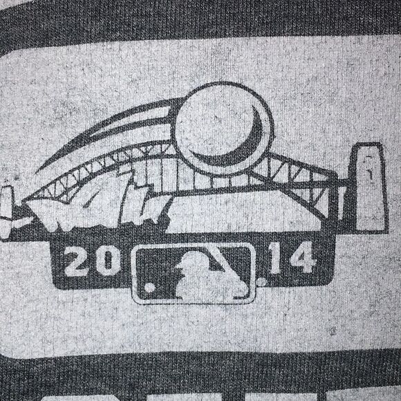 Sydney Australia Bridge MLB LA Dodgers Vs Arizona Diamondbacks baseball T shirt - Picture 4 of 4